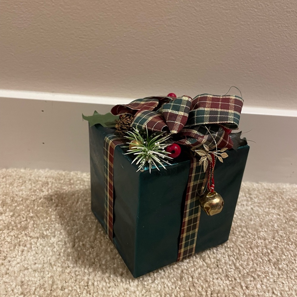 Christmas Present Decoration